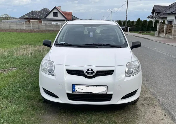 wielkopolskie Toyota Auris cena 23500 przebieg: 144445, rok produkcji 2009 z Częstochowa